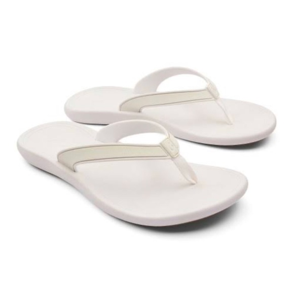 OluKai Shoes - Olukai Women's Kāpehe Beach Sandals Size 6